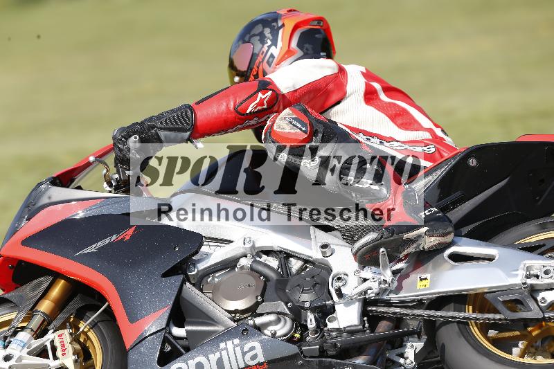 /45 10.08.2025 Plüss Moto Sport ADR/Einsteiger/595